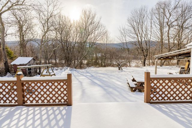 4991 VT Route 313, Arlington, VT 05250