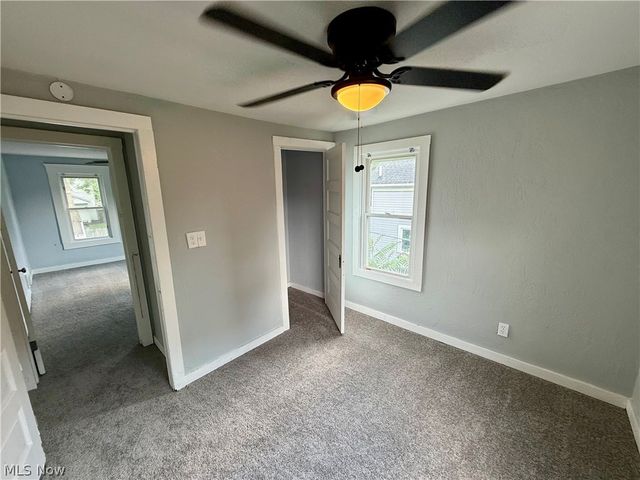 1305 Curtis Street, Akron, OH 44301