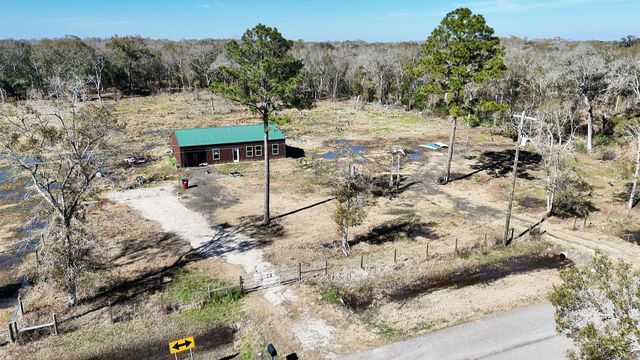 7072 Cr-3, Sweeny, TX 77480