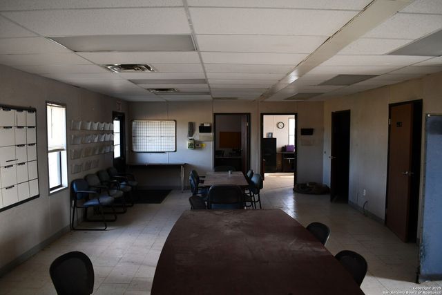 1750 W Hwy 85, Dilley, TX 78017