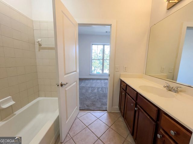 1195 Milton Terrace SE 2204, Atlanta, GA 30315