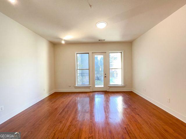 1195 Milton Terrace SE 2204, Atlanta, GA 30315