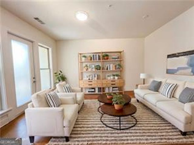 1195 Milton Terrace SE 2204, Atlanta, GA 30315