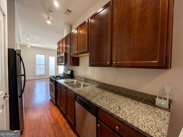 1195 Milton Terrace SE 2204, Atlanta, GA 30315