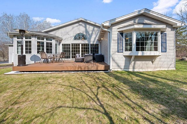 W223N8293 Sandras DRIVE, Lisbon, WI 53089