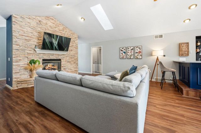 W223N8293 Sandras DRIVE, Lisbon, WI 53089