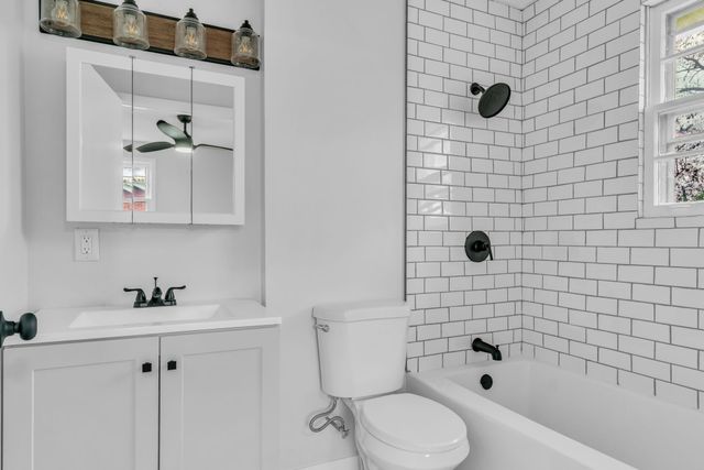 375 Austin Park Dr, Gallatin, TN 37066