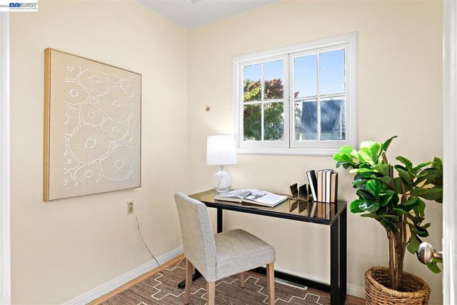 2801 Clay St, Alameda, CA 94501