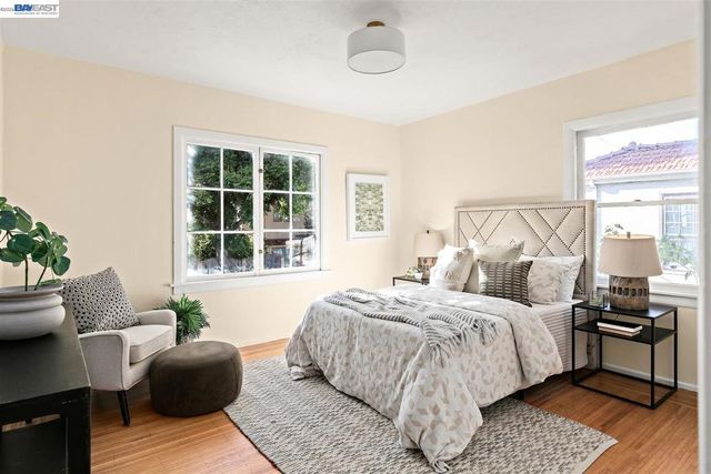 2801 Clay St, Alameda, CA 94501