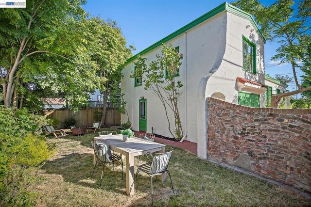 2801 Clay St, Alameda, CA 94501