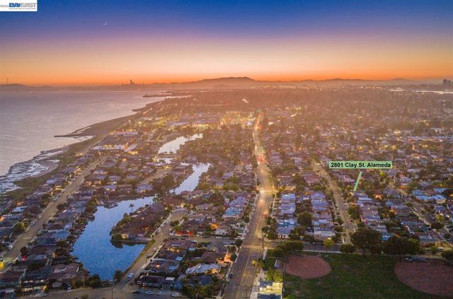 2801 Clay St, Alameda, CA 94501
