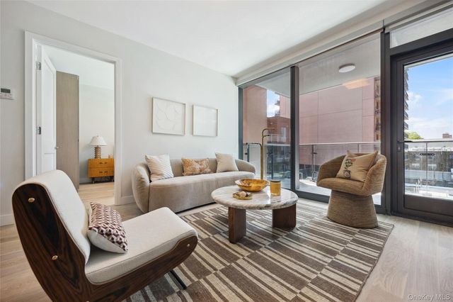 38-20 Parsons Boulevard 428, Flushing, NY 11354