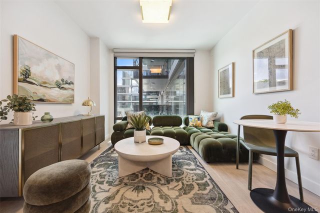 38-20 Parsons Boulevard 428, Flushing, NY 11354