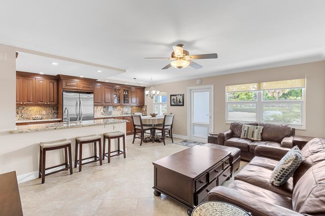 1005 Islewood D 1005, Deerfield Beach, FL 33442