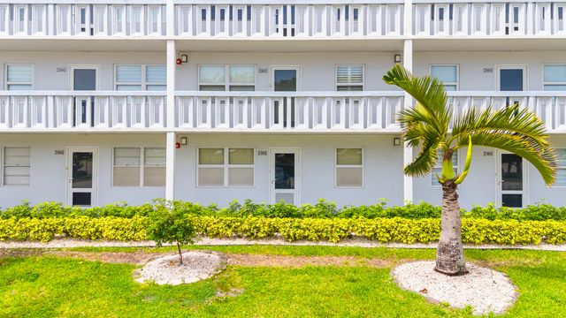 1005 Islewood D 1005, Deerfield Beach, FL 33442