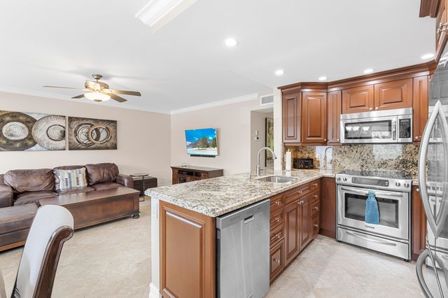 1005 Islewood D 1005, Deerfield Beach, FL 33442