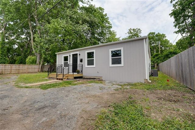 2708 Windsor Avenue, Independence, MO 64052