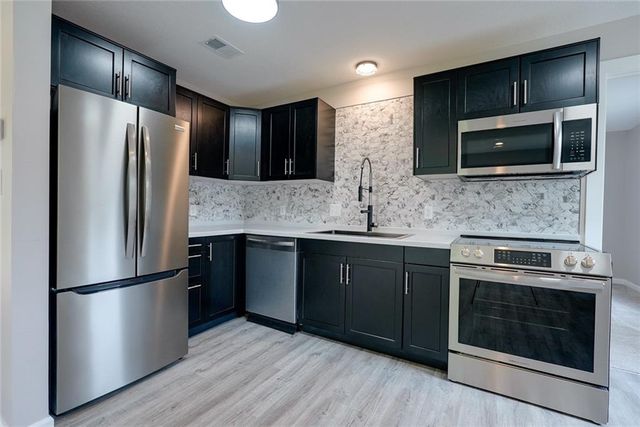 2708 Windsor Avenue, Independence, MO 64052