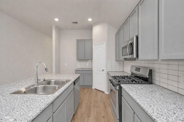 3426 Hughes Meadow Way, Richmond, TX 77406