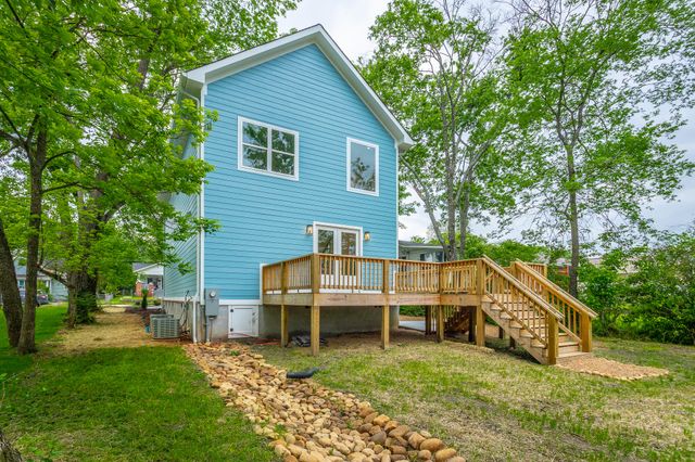 2111 Ivy Street, Chattanooga, TN 37404