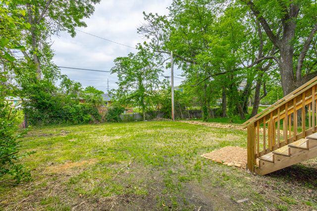 2111 Ivy Street, Chattanooga, TN 37404