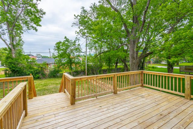 2111 Ivy Street, Chattanooga, TN 37404