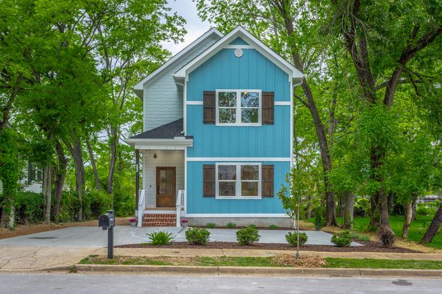 2111 Ivy Street, Chattanooga, TN 37404