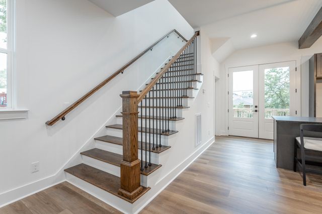 2111 Ivy Street, Chattanooga, TN 37404