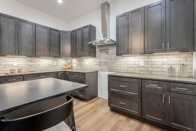 2111 Ivy Street, Chattanooga, TN 37404