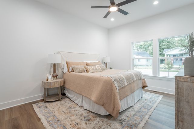 2111 Ivy Street, Chattanooga, TN 37404