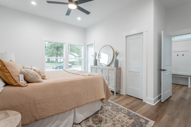 2111 Ivy Street, Chattanooga, TN 37404