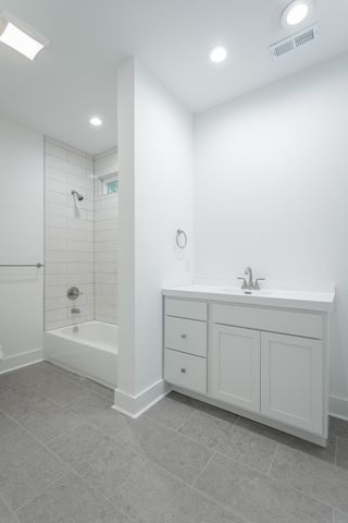 2111 Ivy Street, Chattanooga, TN 37404