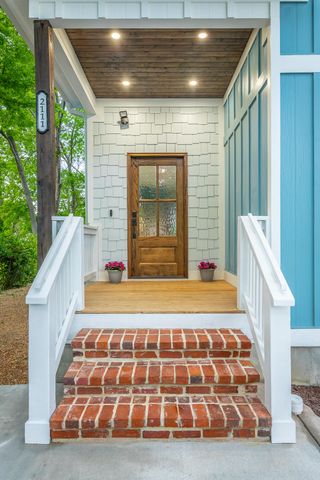2111 Ivy Street, Chattanooga, TN 37404