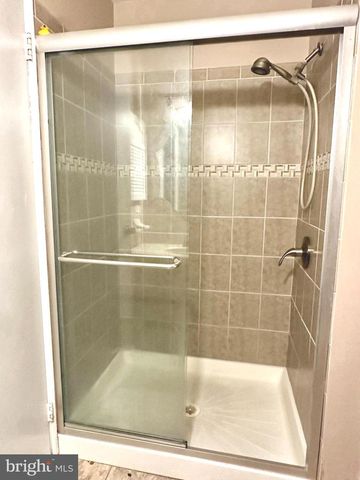 213 BOOTHBY CT, Sewell, NJ 08080