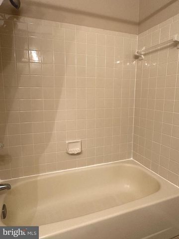 213 BOOTHBY CT, Sewell, NJ 08080