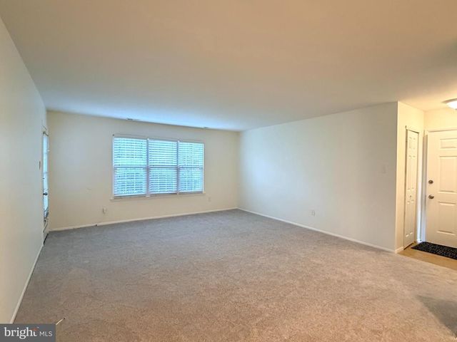 213 BOOTHBY CT, Sewell, NJ 08080