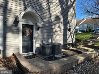 213 BOOTHBY CT, Sewell, NJ 08080