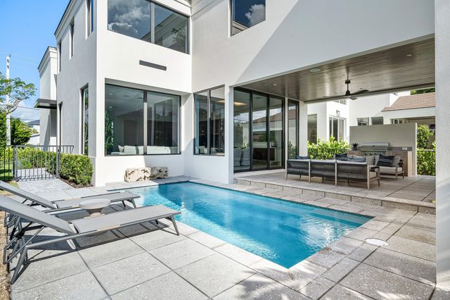 521 SE 4TH Avenue, Delray Beach, FL 33483
