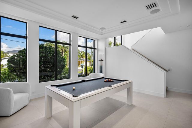 521 SE 4TH Avenue, Delray Beach, FL 33483