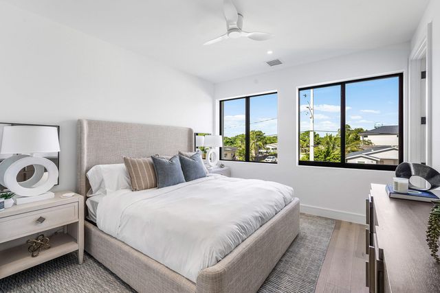 521 SE 4TH Avenue, Delray Beach, FL 33483