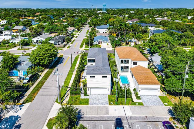 521 SE 4TH Avenue, Delray Beach, FL 33483