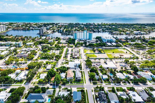 521 SE 4TH Avenue, Delray Beach, FL 33483
