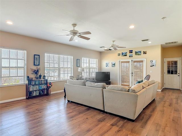 1205 S RIVERSIDE DRIVE, Edgewater, FL 32132