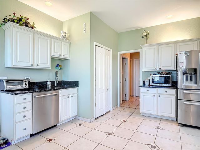 1205 S RIVERSIDE DRIVE, Edgewater, FL 32132