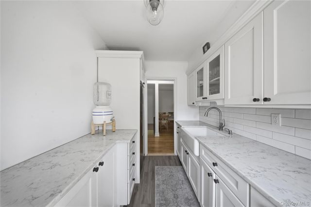 286 Cherry Valley Avenue A2, Garden City, NY 11530