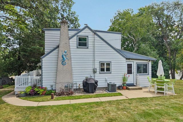 4424 Riverside ROAD, Waterford, WI 53185