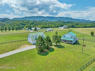 1565 Ellejoy Rd, Seymour, TN 37865