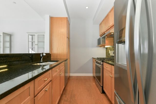 185 High 103, Brookline, MA 02445