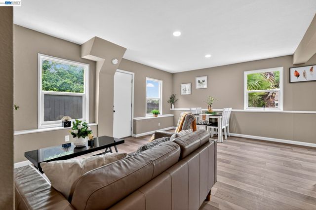 24657 Leona Dr, Hayward, CA 94542