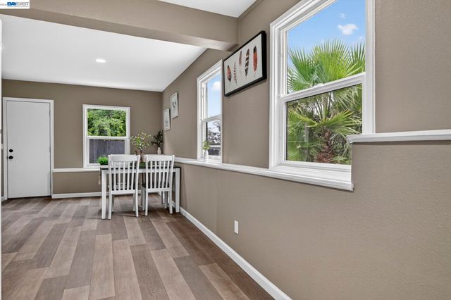 24657 Leona Dr, Hayward, CA 94542